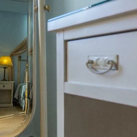 Anassa Deluxe Hotel 4*
