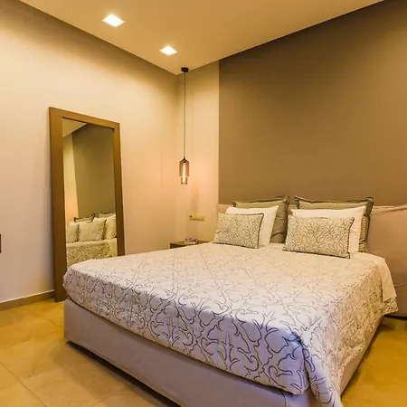 Anassa Deluxe Hotel 4*